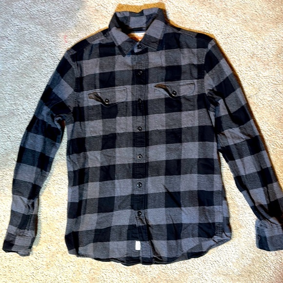 American Eagle Plaid Flannel Button Down - Picture 1 of 5